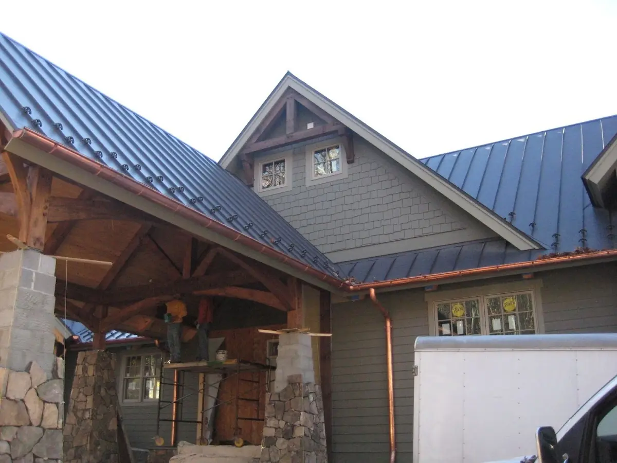 Craftsman Roofing team delivering quality roofing work in Crestline